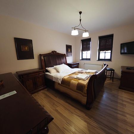 Guest House Don-Lux Плевля Экстерьер фото